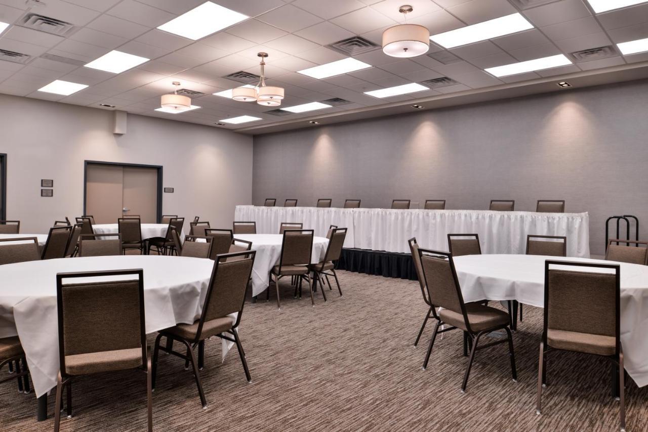 Country Inn & Suites By Radisson, Ft Atkinson, Wi Fort Atkinson Exterior foto